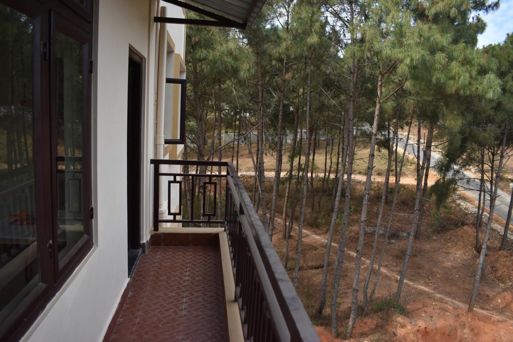 Xtsy Travellers Hostel Σιλόνγκ Εξωτερικό φωτογραφία