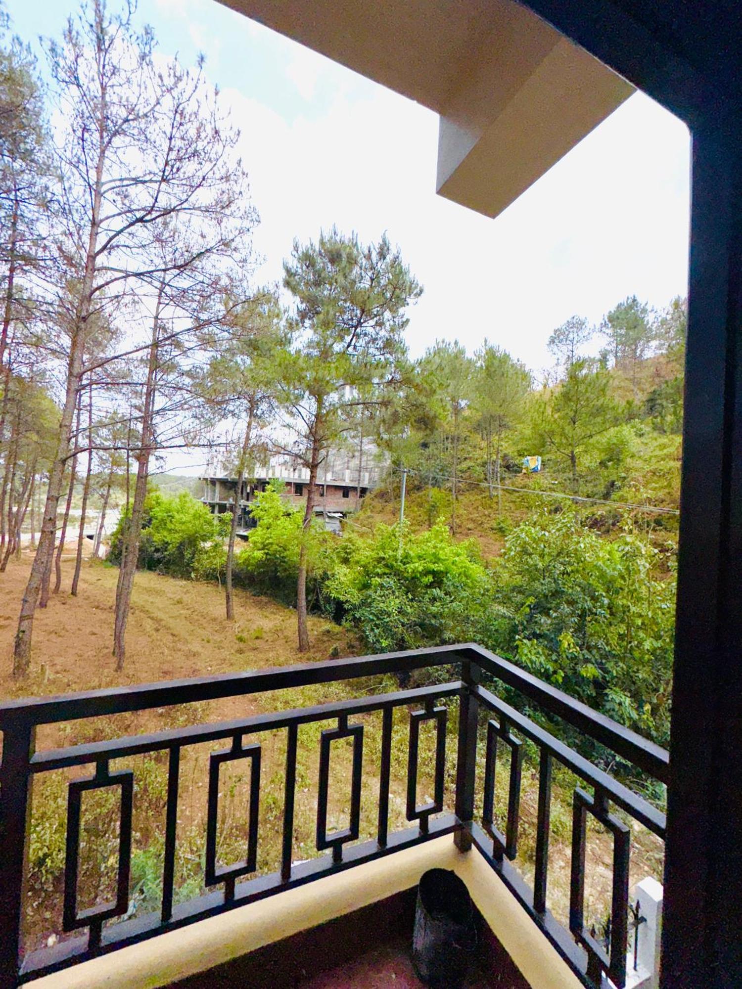 Xtsy Travellers Hostel Σιλόνγκ Εξωτερικό φωτογραφία