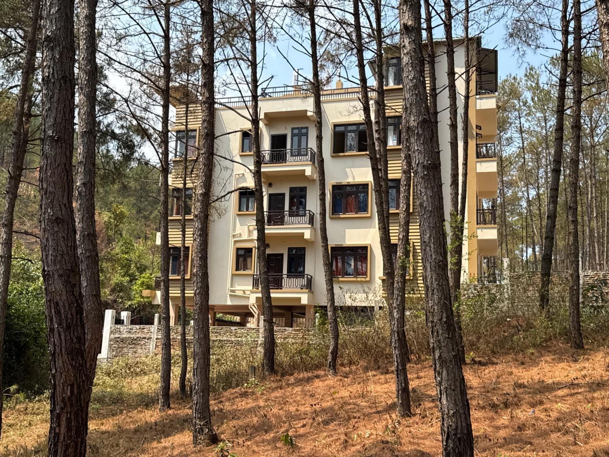 Xtsy Travellers Hostel Σιλόνγκ Εξωτερικό φωτογραφία