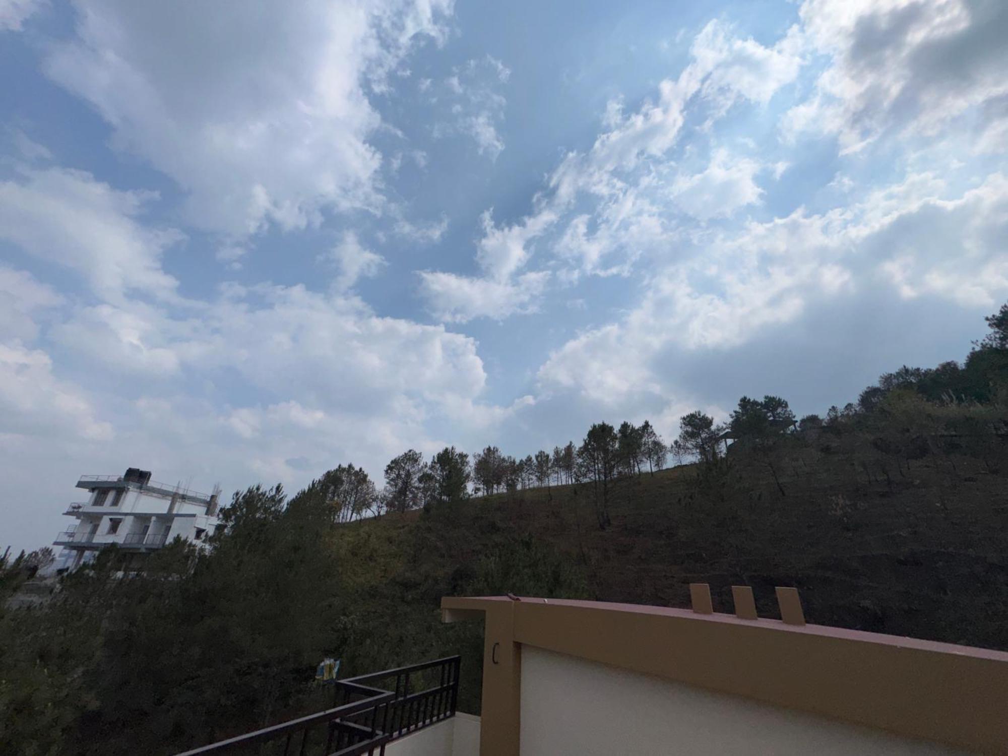 Xtsy Travellers Hostel Σιλόνγκ Εξωτερικό φωτογραφία